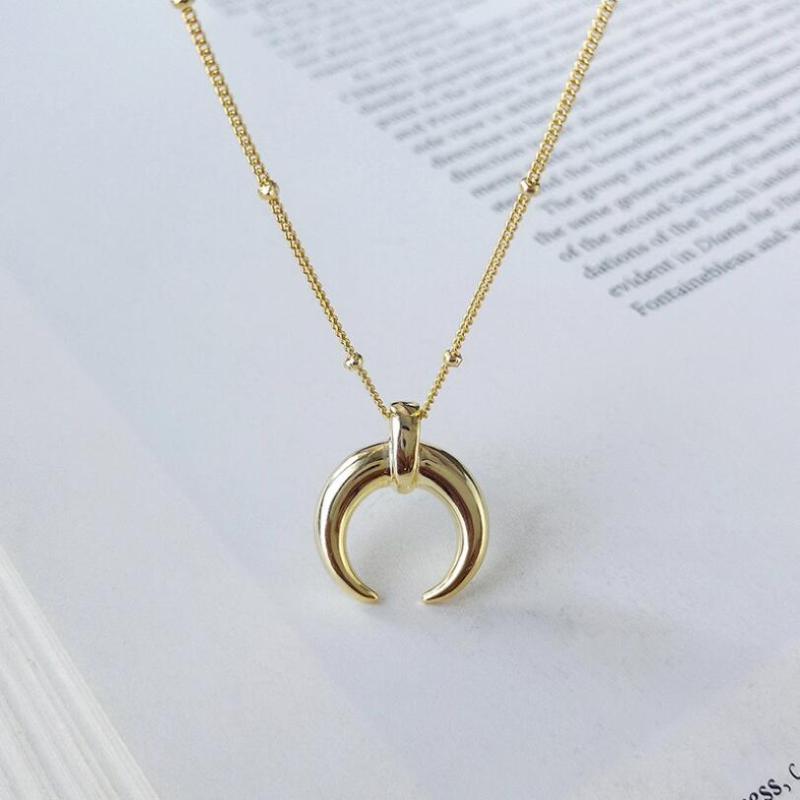 Hot Sale Delicate Moon Pendant Necklace Jewelry Curved Moon Necklace Gold Color 925 Silver Horn Jewelry Birthday Gift
Hot Sale Delicate Moon Pendant Necklace Jewelry Curved Moon Necklace Gold Color 925 Silver Horn Jewelry Birthday Gift