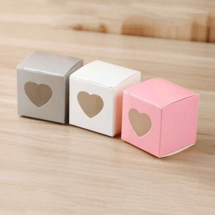 5*5*5cm Clear Love Window Pink/White/Grey Wedding Candy Box Gift Favour Boxes Wedding Anniversary Event Party Supplies1
5*5*5cm Clear Love Window Pink/White/Grey Wedding Candy Box Gift Favour Boxes Wedding Anniversary Event Party Supplies1