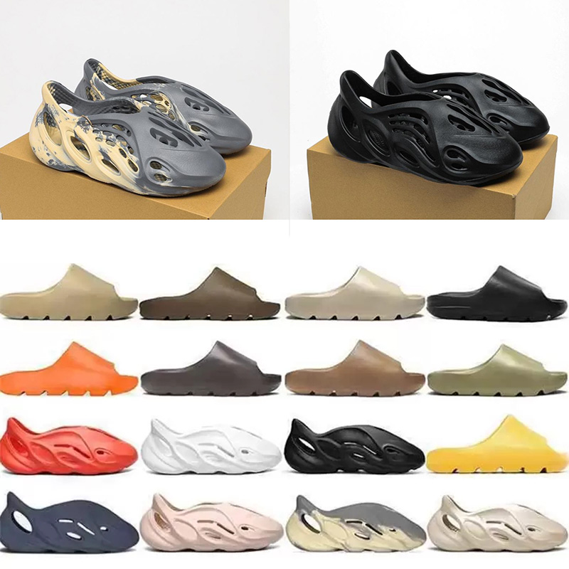 Sandal slides west slippers Foam Runner Summer Desert Mineral Blue Moon Gray Triple Bone Cream Clay MXT Grey Ararat resin Brown TOP quality EUR36-46, Black
Sandal slides west slippers Foam Runner Summer Desert Mineral Blue Moon Gray Triple Bone Cream Clay MXT Grey Ararat resin Brown TOP quality EUR36-46, Black