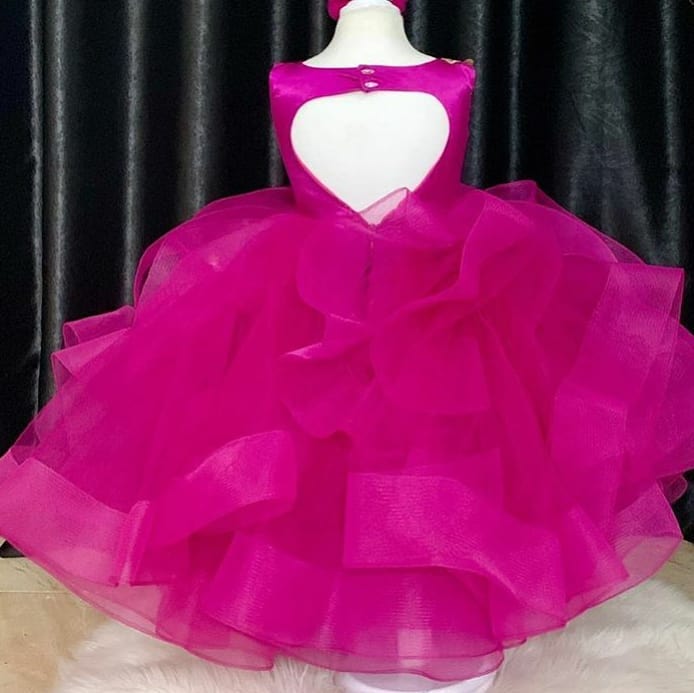 lace backless flower girl dresses ball gown tiers little girl wedding dresses cheap communion pageant dresses gowns zj354