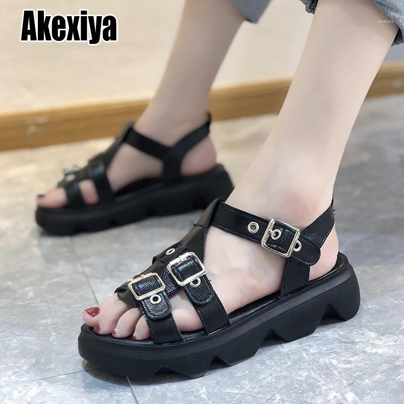 Size 35-39 INS Fashion Women Platform Sandals Open Toe Buckle Brand Sandals Women Summer Shoes o0331, Black
Size 35-39 INS Fashion Women Platform Sandals Open Toe Buckle Brand Sandals Women Summer Shoes o0331, Black