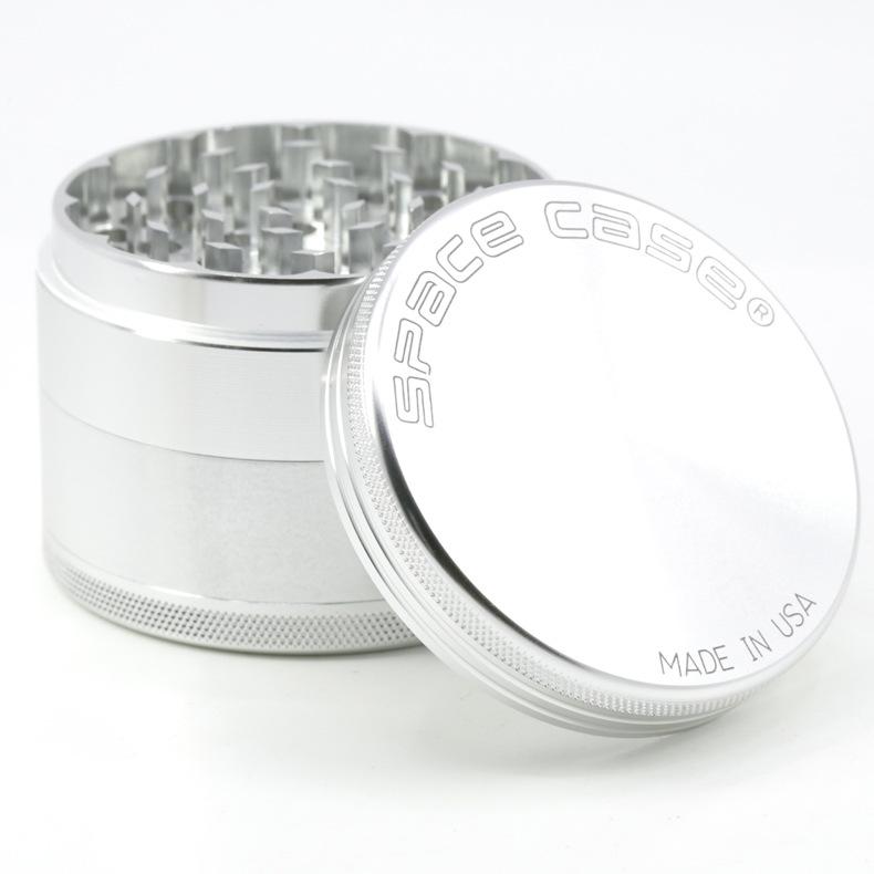 63mm 4pcs Herb Grinders Aluminum space case Grinders tobacco smoke cigarette detector grinding smoke Tobacco grinder
63mm 4pcs Herb Grinders Aluminum space case Grinders tobacco smoke cigarette detector grinding smoke Tobacco grinder