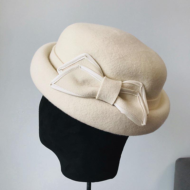 Elegant Roll Up Brim Ladies Winter Fedoras Big Bowknot Felt Hat Women Flat Top Wool Hat Wedding Party Dress, Black
Elegant Roll Up Brim Ladies Winter Fedoras Big Bowknot Felt Hat Women Flat Top Wool Hat Wedding Party Dress, Black