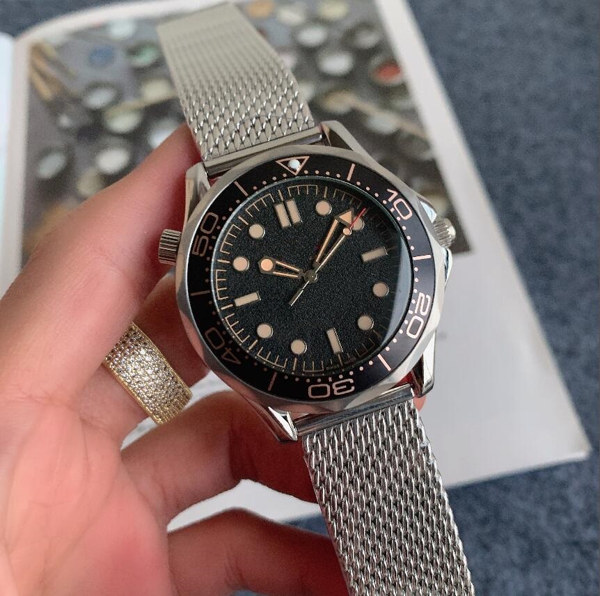 Top Brand Black 43mm Automatic Mechanical Watch Stainless Steel Mesh Sapphire WristWatches Super luminous montre de luxe, Slivery;brown
Top Brand Black 43mm Automatic Mechanical Watch Stainless Steel Mesh Sapphire WristWatches Super luminous montre de luxe, Slivery;brown