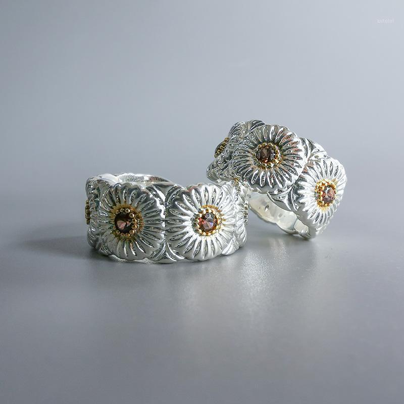 Hip Hop 925 Silve Daisy Ring Simple Fnger Adjustabel Rings Japanese Light Luxury Personal Bijoux Christmas Gift For Female Male1
Hip Hop 925 Silve Daisy Ring Simple Fnger Adjustabel Rings Japanese Light Luxury Personal Bijoux Christmas Gift For Female Male1