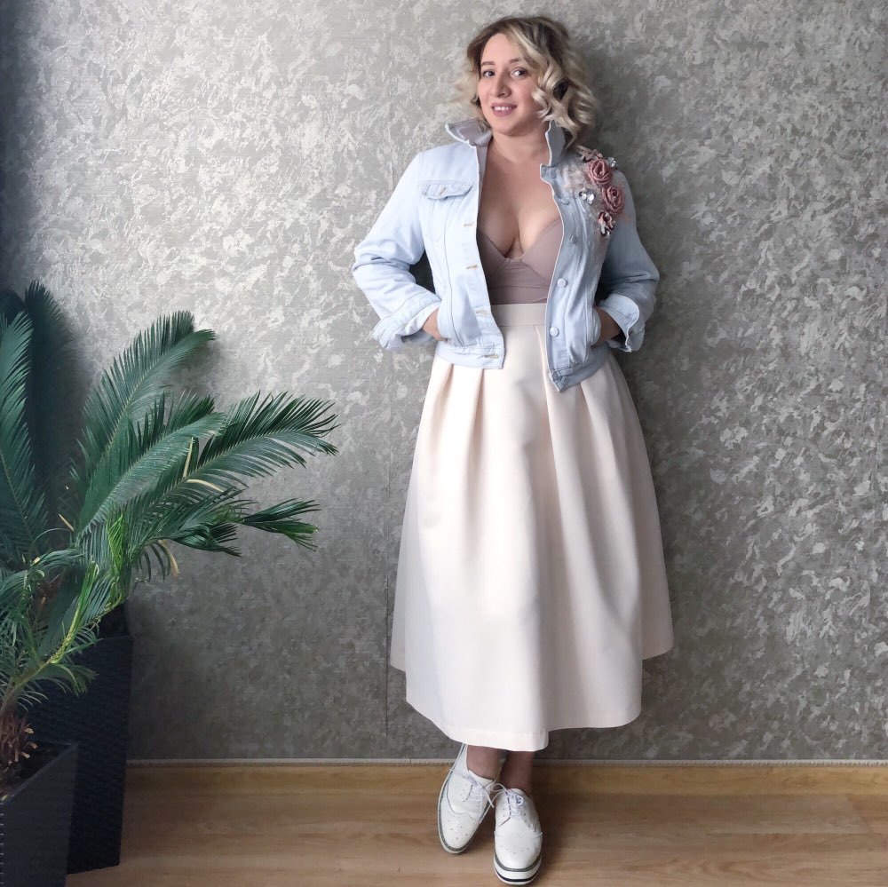 Autumn Women Embroidery Three Dimensional Flowers Pearl Bead Short Denim Coat Woman Long Sleeve Jean Jacket xintiandi 201023