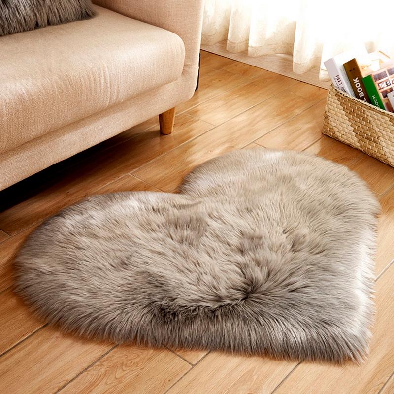 Shaggy Carpet Wool Faux Fluffy Mats Artificial Sheepskin Hairy Mat Love Heart Rugs NO Lint Carpet For Living Room 30x30/40x50cm, Green
Shaggy Carpet Wool Faux Fluffy Mats Artificial Sheepskin Hairy Mat Love Heart Rugs NO Lint Carpet For Living Room 30x30/40x50cm, Green