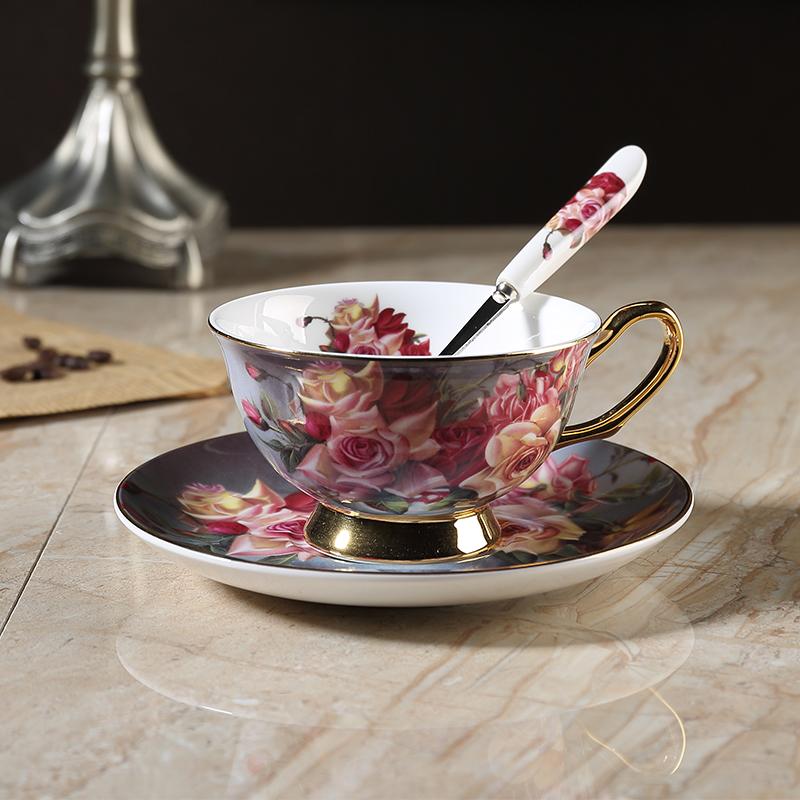 European high-grade bone china coffee cup and saucer creative classical rose English afternoon flower cup set WJ903
European high-grade bone china coffee cup and saucer creative classical rose English afternoon flower cup set WJ903