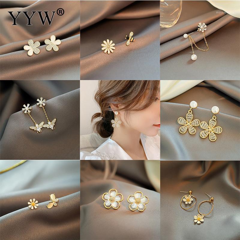 Korea Metal Geometrical Pattern Stud Earrings Geometric Irregular Circle Teardrop Simulated Pearl Earrings For Women Girl Gift1
Korea Metal Geometrical Pattern Stud Earrings Geometric Irregular Circle Teardrop Simulated Pearl Earrings For Women Girl Gift1