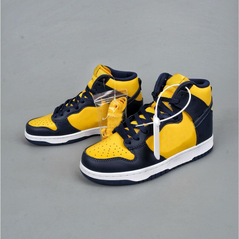 New Dunks High SP PRO GREEN white MICHIGAN orange black women men outdoor shoes mens trainers womens sneakers
New Dunks High SP PRO GREEN white MICHIGAN orange black women men outdoor shoes mens trainers womens sneakers