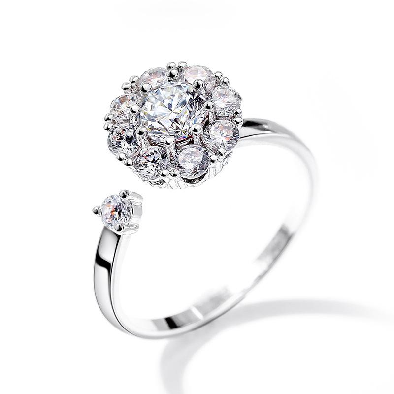 Fashion Women Rotating Spinner Flower Ring Sparking CZ Crystal Adjustable Rings For Wedding Engagement Jewelry
Fashion Women Rotating Spinner Flower Ring Sparking CZ Crystal Adjustable Rings For Wedding Engagement Jewelry