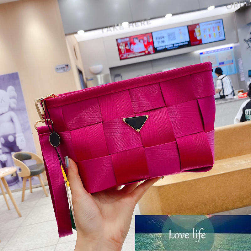 Women's men tote Genuine leather Woven nylon square bag triangle metal men's and women's one-shoulder bag Factory price expert design Quality Latest Style Original, Black 
Women's men tote Genuine leather Woven nylon square bag triangle metal men's and women's one-shoulder bag Factory price expert design Quality Latest Style Original, Black