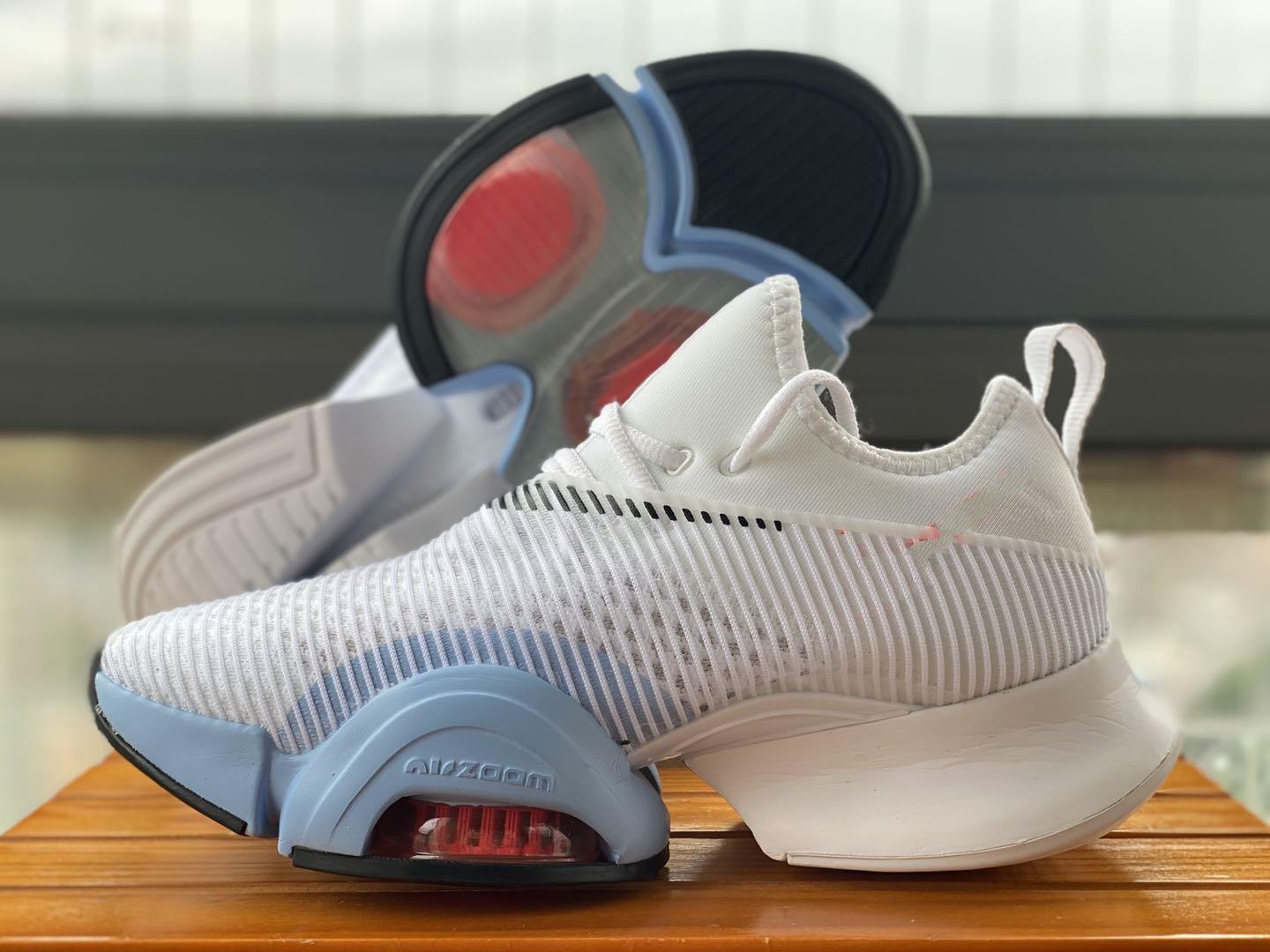 Wholesale high-quality best-selling men's and women's walking bowling zoom shoes high-quality luxury leisure designer platform shoes
Wholesale high-quality best-selling men's and women's walking bowling zoom shoes high-quality luxury leisure designer platform shoes