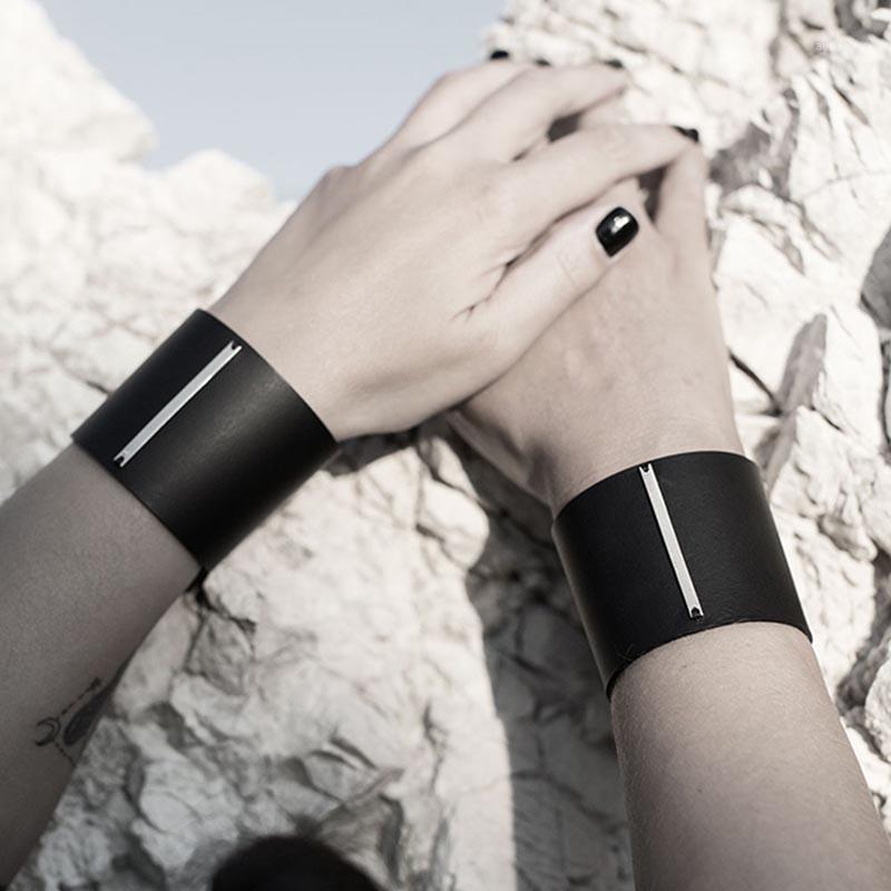Newest Black Genuine Leather Bracelet for women Punk Simple Blank Design Amazing Width Warp Bracelet Homme Jewelry1
Newest Black Genuine Leather Bracelet for women Punk Simple Blank Design Amazing Width Warp Bracelet Homme Jewelry1