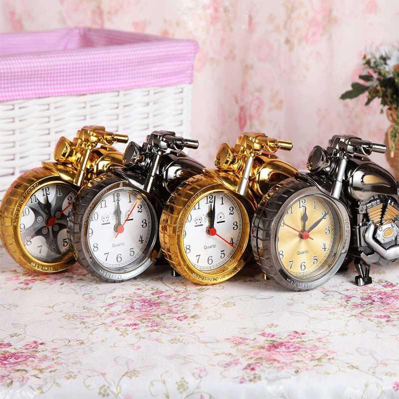Locomotive-shaped Metal Alarm Clock with Backlit Retro Clock Home Desk Cabinets Exquisite Ornaments Office Desktop Decorations1
Locomotive-shaped Metal Alarm Clock with Backlit Retro Clock Home Desk Cabinets Exquisite Ornaments Office Desktop Decorations1