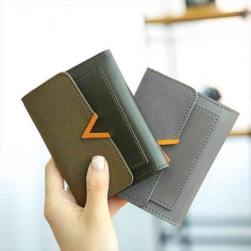 matte leather small women wallet brand famous mini womens wallets and purses short female coin purse credit card holder, Red;black
matte leather small women wallet brand famous mini womens wallets and purses short female coin purse credit card holder, Red;black
