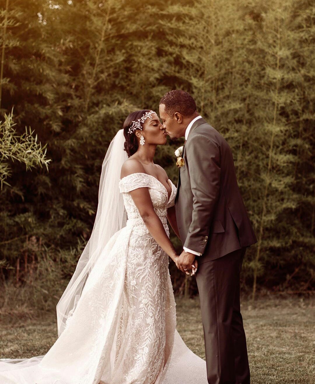 South Africa Mermaid Wedding Dresses with Detachable Train Plus Size Off Shoulder Bridal Gowns Lace Appliques Country Boho robes de mariée
