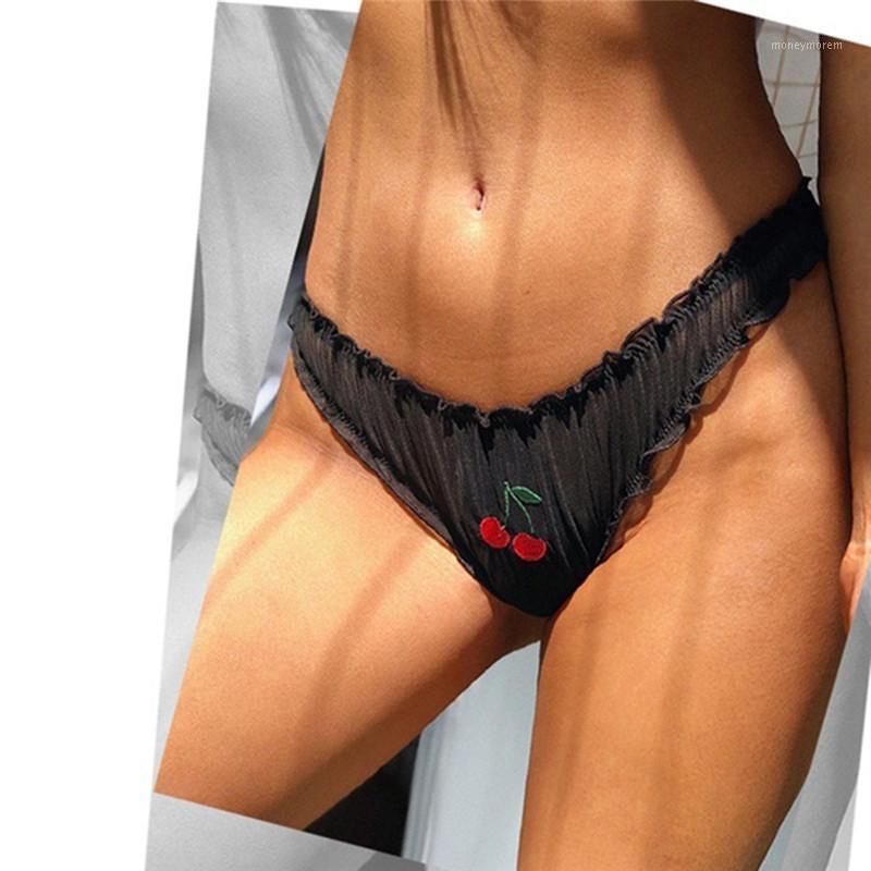 No Trace Low Waist Triangle Panties Ladies Cotton Lace High Quality Casual Ruffled Ladies Sexy Panties1, Black
No Trace Low Waist Triangle Panties Ladies Cotton Lace High Quality Casual Ruffled Ladies Sexy Panties1, Black
