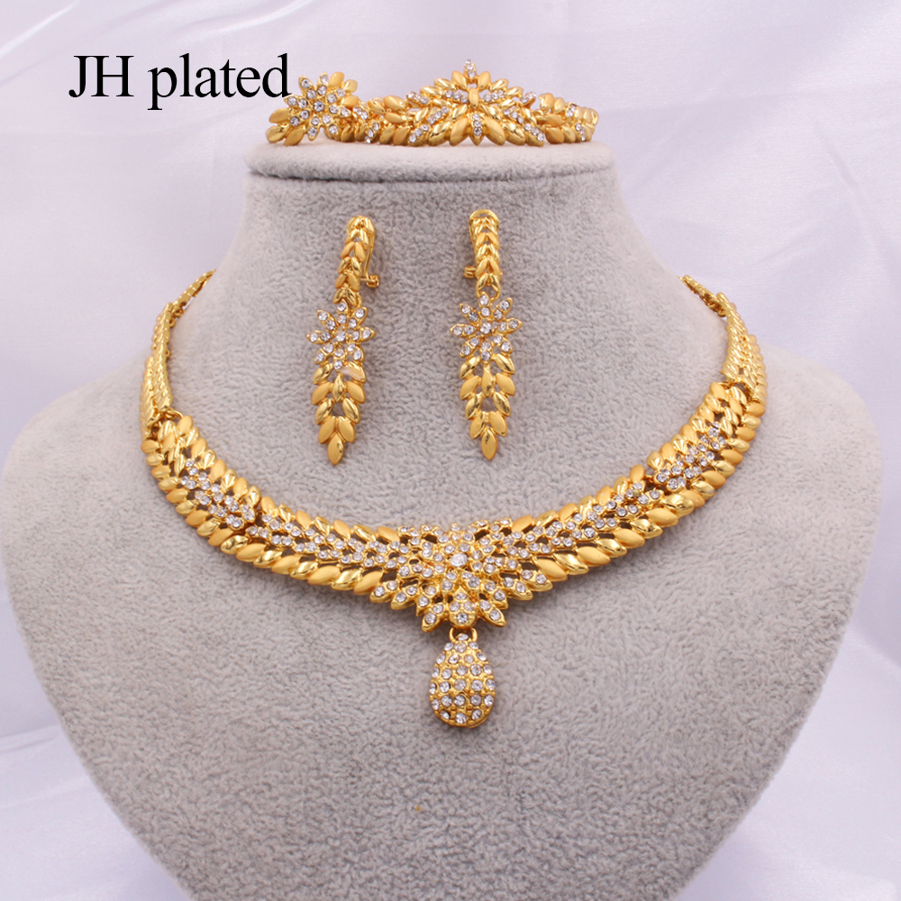 Jewelry sets for Women Dubai 24K gold color India Nigeria wedding gifts necklace earrings Bracelet ring set Ethiopia jewellery 201130
Jewelry sets for Women Dubai 24K gold color India Nigeria wedding gifts necklace earrings Bracelet ring set Ethiopia jewellery 201130