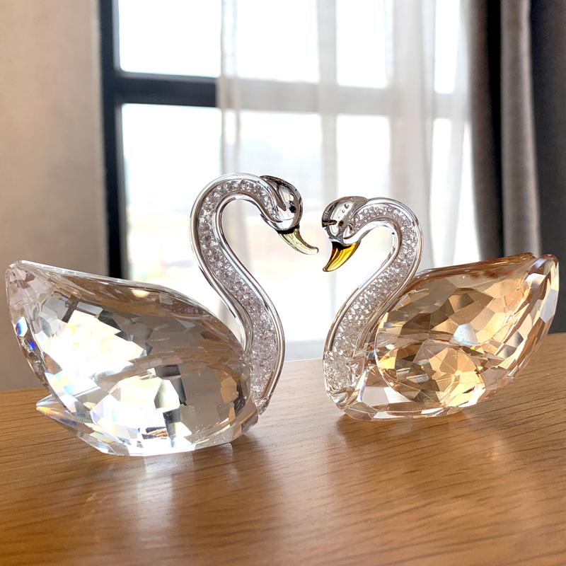 3 Colors Bigger Swan Crystal Glass Figurine Collection Diamond Swan Animal Paperweight Table Ornament Decor Wedding Decor Gifts
3 Colors Bigger Swan Crystal Glass Figurine Collection Diamond Swan Animal Paperweight Table Ornament Decor Wedding Decor Gifts