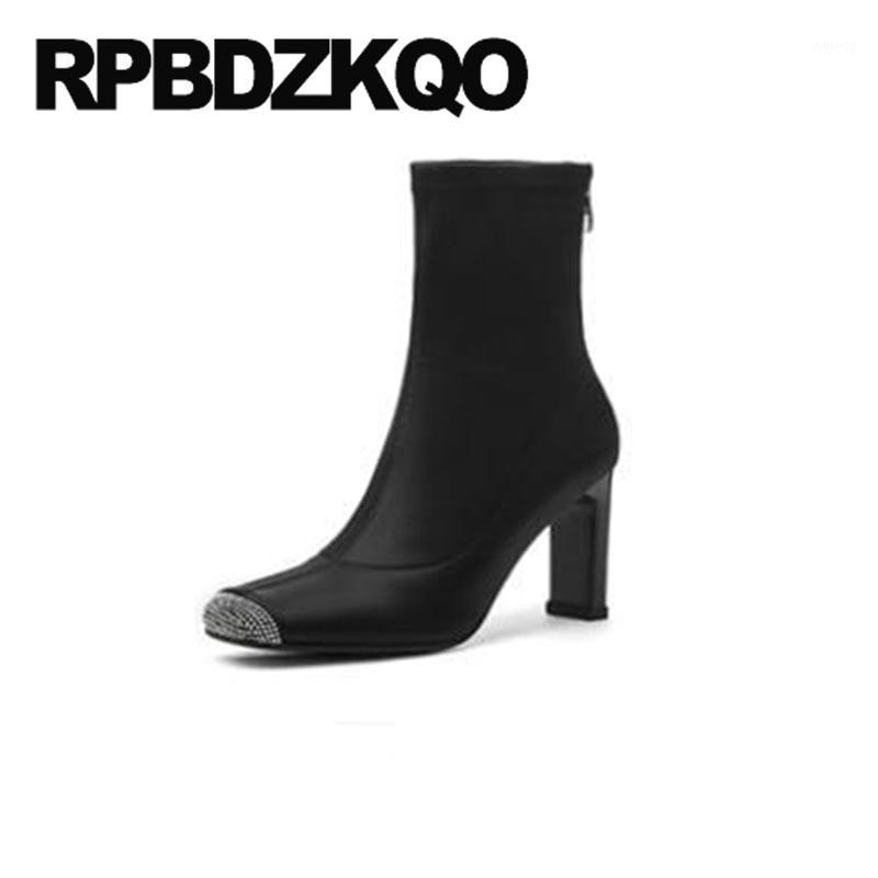 Black New Diamond Satin Chunky Designer Shoes Women Luxury 2020 Boots Ankle Sexy Rhinestone Wedding Green Square Toe High Heel1
Black New Diamond Satin Chunky Designer Shoes Women Luxury 2020 Boots Ankle Sexy Rhinestone Wedding Green Square Toe High Heel1