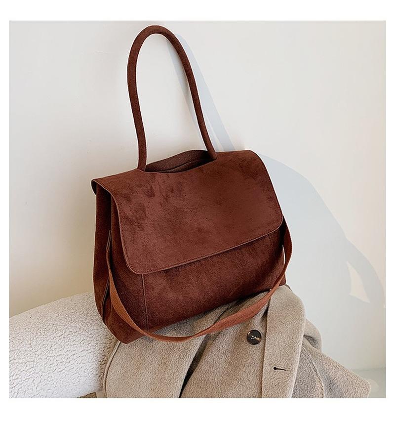Popular Shoulder Bag Underarm Bag 2021large Capacity Autumn and Winter Models All-match One-shoulder Commuter Briefcase Tote, Black
Popular Shoulder Bag Underarm Bag 2021large Capacity Autumn and Winter Models All-match One-shoulder Commuter Briefcase Tote, Black