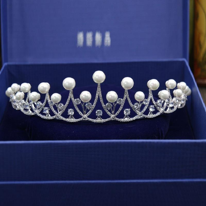 High Quality Fashion Design + Cubic Zirconia hair accessories for Wedding Pageant Prom tiaras and crowns H-002
High Quality Fashion Design + Cubic Zirconia hair accessories for Wedding Pageant Prom tiaras and crowns H-002