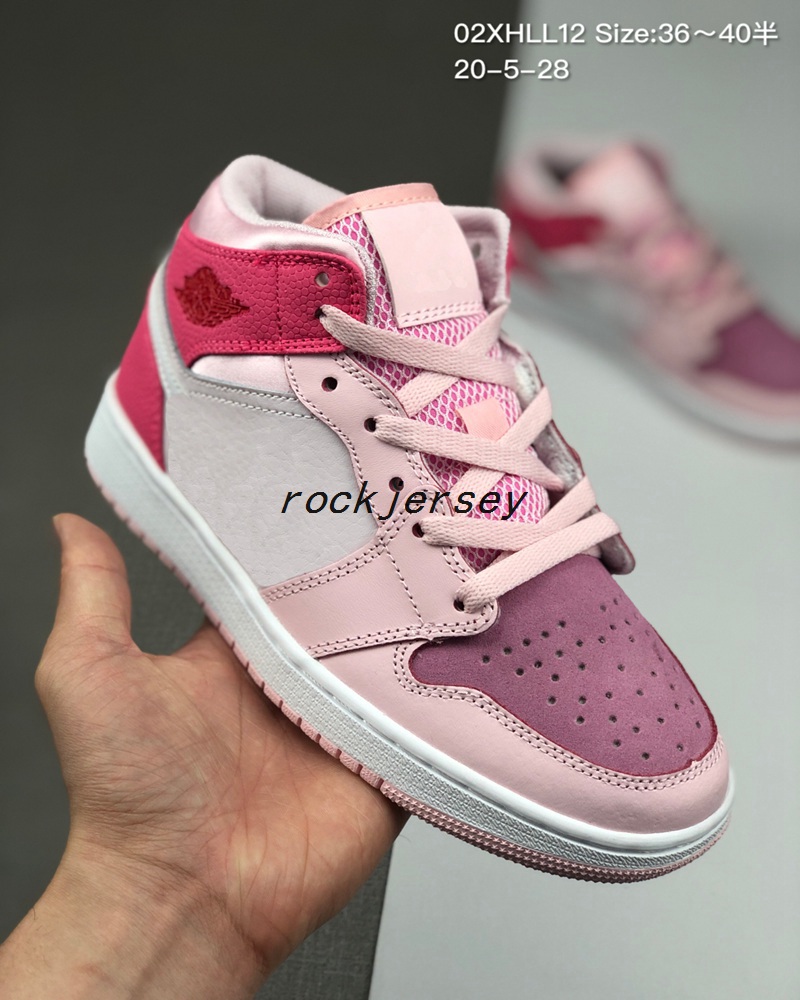 New Cheap 1 Mid WMNS Digital Pink Women Sneakers 2020 Basketball Shoes Designer Girls Baskets 1s des chaussures zapatos
New Cheap 1 Mid WMNS Digital Pink Women Sneakers 2020 Basketball Shoes Designer Girls Baskets 1s des chaussures zapatos