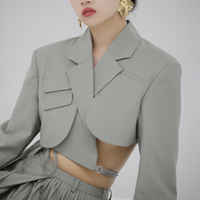 TWOTWINSTYLE Sexy Asymmetrical Blazer Women Notched Long Sleeve Slim Waistless Short Irregular Tops Female Clothing Fashion Tide 201201