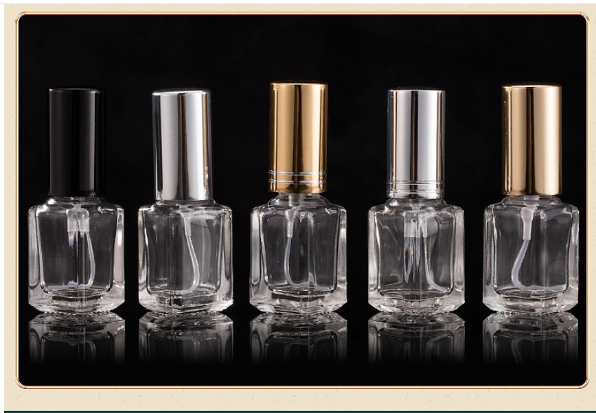 5ml square perfume bottle mist spray bottle portable glass perfume bottle Clear metal perfume bottles with silver black gold cover
5ml square perfume bottle mist spray bottle portable glass perfume bottle Clear metal perfume bottles with silver black gold cover