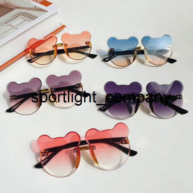 2022 Kids Cute Cartoon Bear Shape Flower Round Sunglasses Boy Girls Children Vintage UV400 Colors Rimless Polarized Sun Glasses
2022 Kids Cute Cartoon Bear Shape Flower Round Sunglasses Boy Girls Children Vintage UV400 Colors Rimless Polarized Sun Glasses