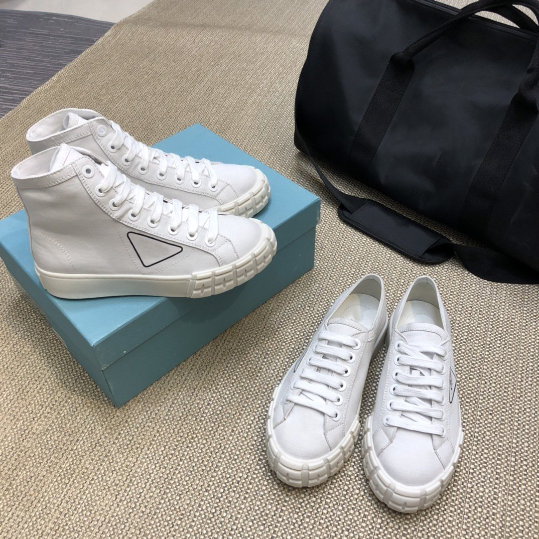 Designer sneakers women canvas shoes woman high and low top lace up shoe fashion platform Casual sneaker with box, 11
Designer sneakers women canvas shoes woman high and low top lace up shoe fashion platform Casual sneaker with box, 11