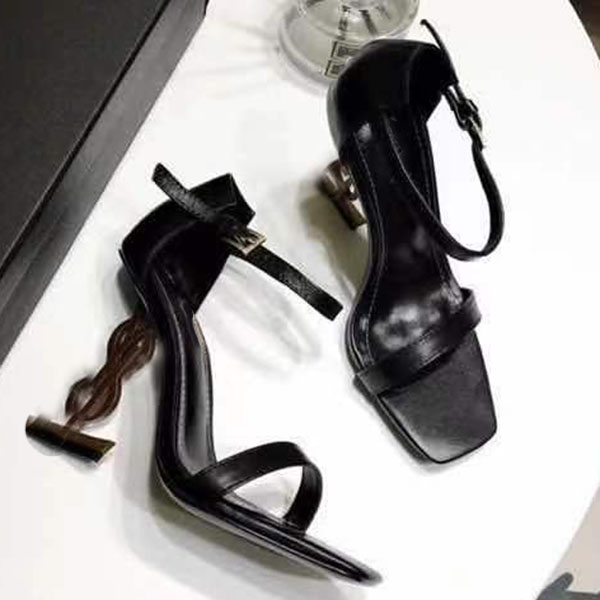 Women sandal Designer Sandals Metal Y High-heeled Women sandal Genuine leather Leather shoes 34-41 WIth box, 2#
Women sandal Designer Sandals Metal Y High-heeled Women sandal Genuine leather Leather shoes 34-41 WIth box, 2#