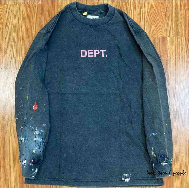 Gaiiery dept painted LS lettered graffiti splash T-shirt casual trendy round neck men' and women' long sleeves, Black
Gaiiery dept painted LS lettered graffiti splash T-shirt casual trendy round neck men' and women' long sleeves, Black