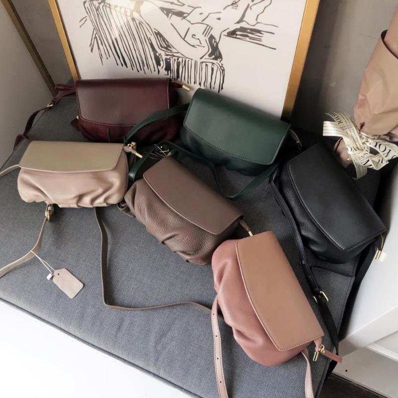 free shipping 2020 the new style fashion popular genuine cow leather women one shoulder bag crossbody bag 24cm 8 color, Black
free shipping 2020 the new style fashion popular genuine cow leather women one shoulder bag crossbody bag 24cm 8 color, Black