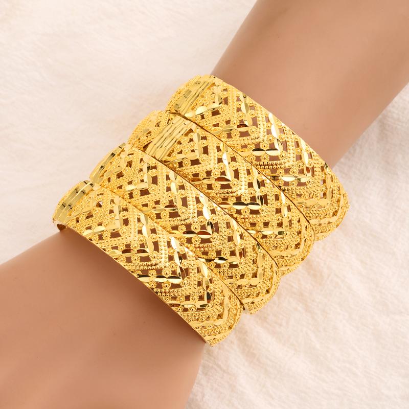 4 Piece/Batch Fashion Jewelry 2021 Bracelet for Women Dubai High Quality Flower Hollow for Party Wedding Gifts
4 Piece/Batch Fashion Jewelry 2021 Bracelet for Women Dubai High Quality Flower Hollow for Party Wedding Gifts