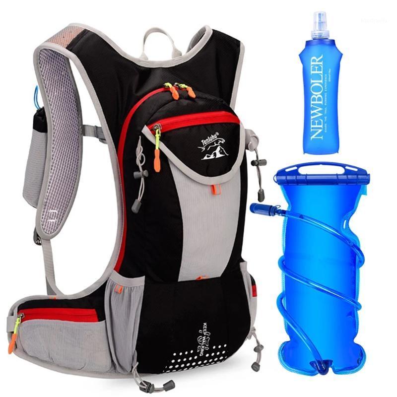 Light Weight 15L Hydration Backpack Outdoor Rucksack Bag Men Option 2.5L Water Bladder For Hiking Ultra Trail Running Race1, Only 0.5l water bag
Light Weight 15L Hydration Backpack Outdoor Rucksack Bag Men Option 2.5L Water Bladder For Hiking Ultra Trail Running Race1, Only 0.5l water bag