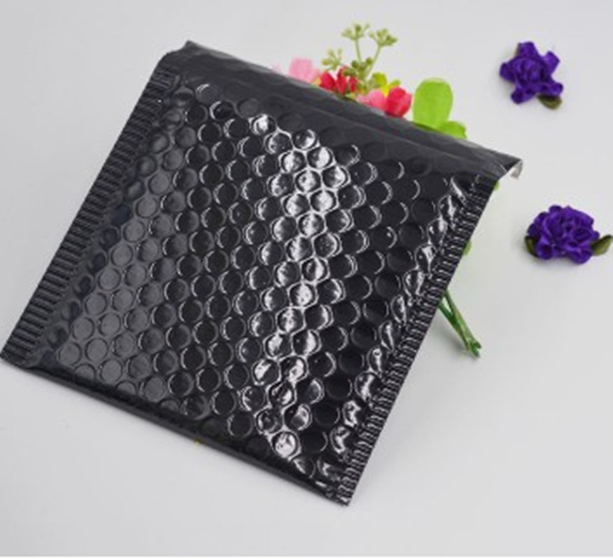 Wholesale 50pcs/ lot Bubble Envelopes Bags Mailers Padded Shipping Envelope With Bubble Mailing Bag Business Supplies 15*13cm