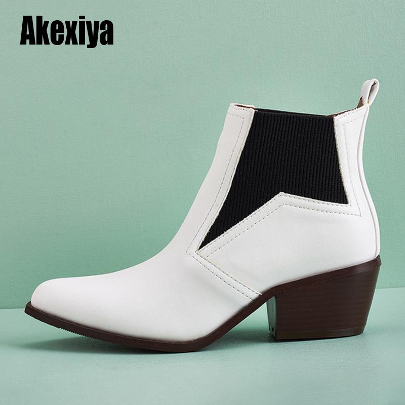 Autumn Winter Casual Western Cowboy Ankle Boots black White Booties Short fashion Boots High Heels Shoes u844
Autumn Winter Casual Western Cowboy Ankle Boots black White Booties Short fashion Boots High Heels Shoes u844