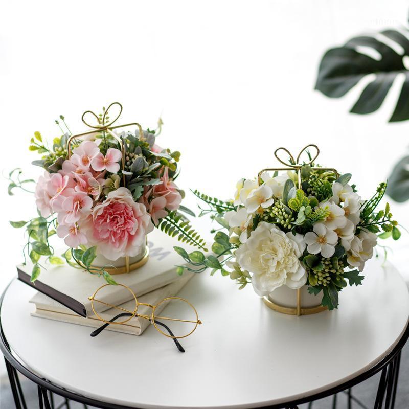 white rose artificial flowers high quality silk bouquet home wedding decor plastic fake flower table centerpieces arrangement1
white rose artificial flowers high quality silk bouquet home wedding decor plastic fake flower table centerpieces arrangement1