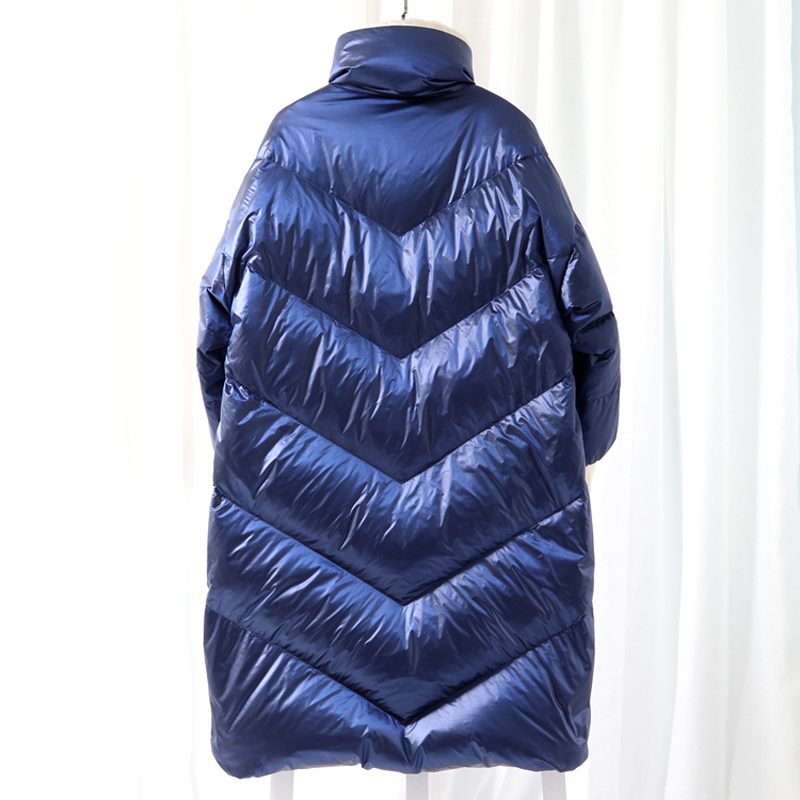 Fashion Contrast Letter Print Glossy Loose Ultra Light Down Jacket Winter Down Jacket Women Long Down Jacket 201029