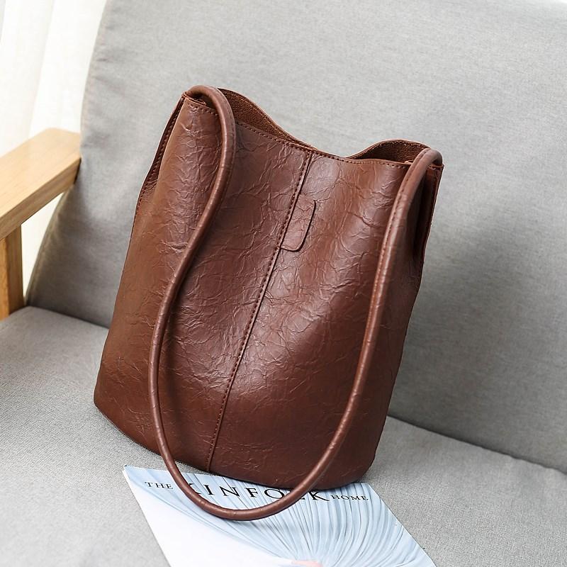 Vintage Women's Handbag PU Leather Crossbody Bags Designer Hot Sale Bucket Shoulder Bags For Female Bolsa Feminina Ladies Totes, Light brown
Vintage Women's Handbag PU Leather Crossbody Bags Designer Hot Sale Bucket Shoulder Bags For Female Bolsa Feminina Ladies Totes, Light brown