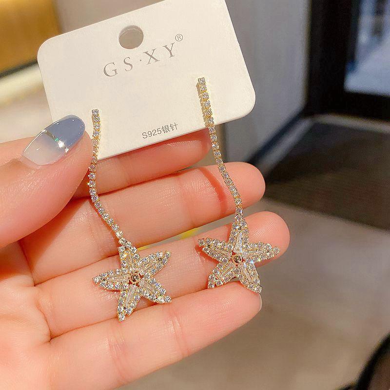 High-end Long Flower Dangle Earrings for Women Party Gold Color Cubic Zirconia Earrings Jewelry
High-end Long Flower Dangle Earrings for Women Party Gold Color Cubic Zirconia Earrings Jewelry