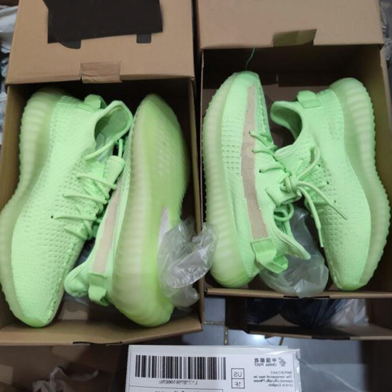 Free Socks New Kanye West Mens Womens Running Shoes Cinder Zebra Tail Light Reflective Israfil Asriel Linen Women sneakers with Box, Zyon
Free Socks New Kanye West Mens Womens Running Shoes Cinder Zebra Tail Light Reflective Israfil Asriel Linen Women sneakers with Box, Zyon