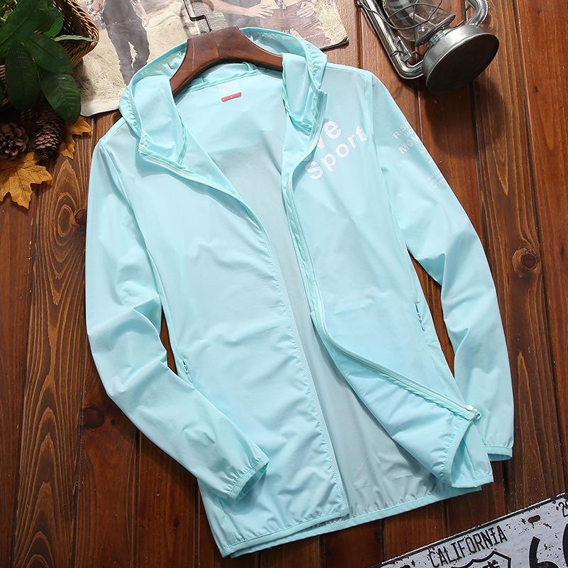 2020 Summer Spandex Unlined Coat Men Outdoor Riding Mountaineering Thick Wind Shield Women Slim Couples Coat, Men s gray
2020 Summer Spandex Unlined Coat Men Outdoor Riding Mountaineering Thick Wind Shield Women Slim Couples Coat, Men s gray