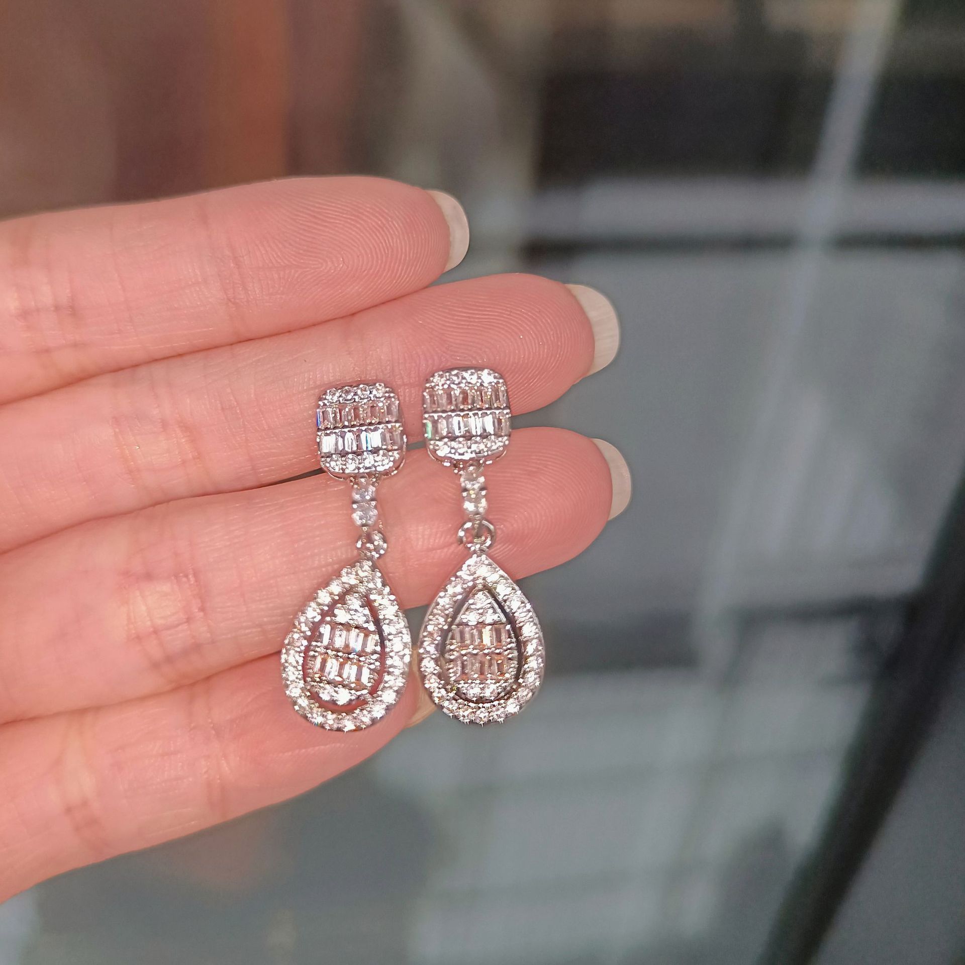 Choucong Brand Dangle Earring Luxury Jewelry Six Style 925 Sterling Silver Sparkling Handmade White Topaz T Princess Cut White Zircon Eternity Women D