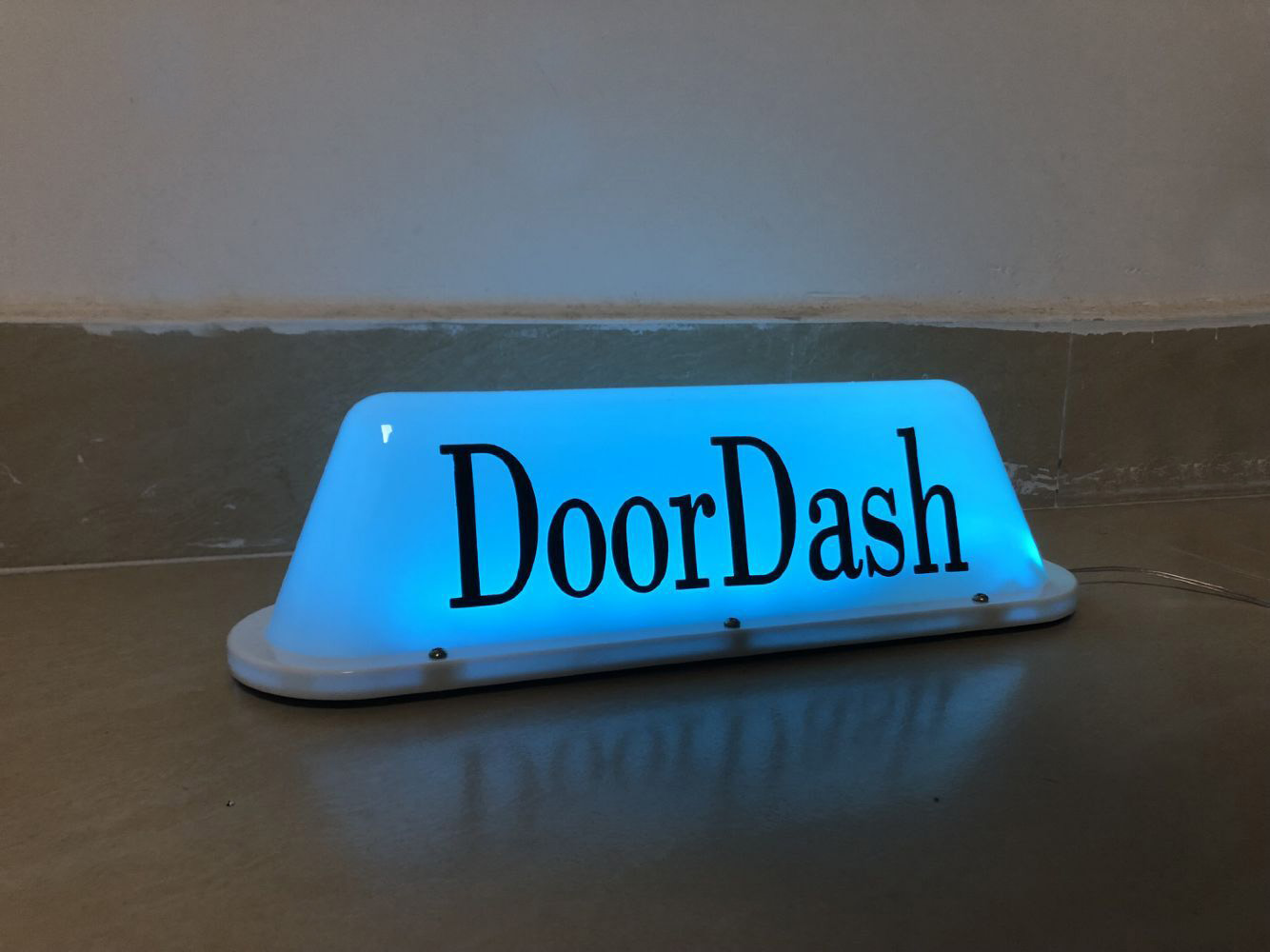 DoorDash Taxi Top Light LED Roof Bright Glowing Car Logo Wireless Sign TOP light for TAXI DRIVERS