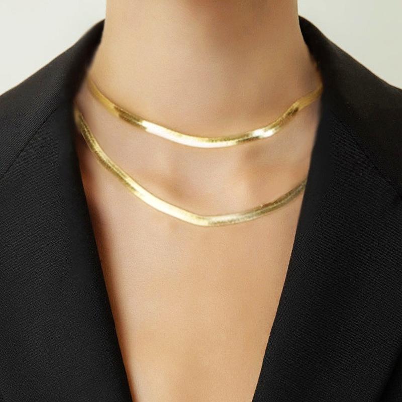 Punk Style Multi Layer Gold Color Metal Short Choker Necklace Vintage Carved Chain Necklaces Jewelry Gift
Punk Style Multi Layer Gold Color Metal Short Choker Necklace Vintage Carved Chain Necklaces Jewelry Gift