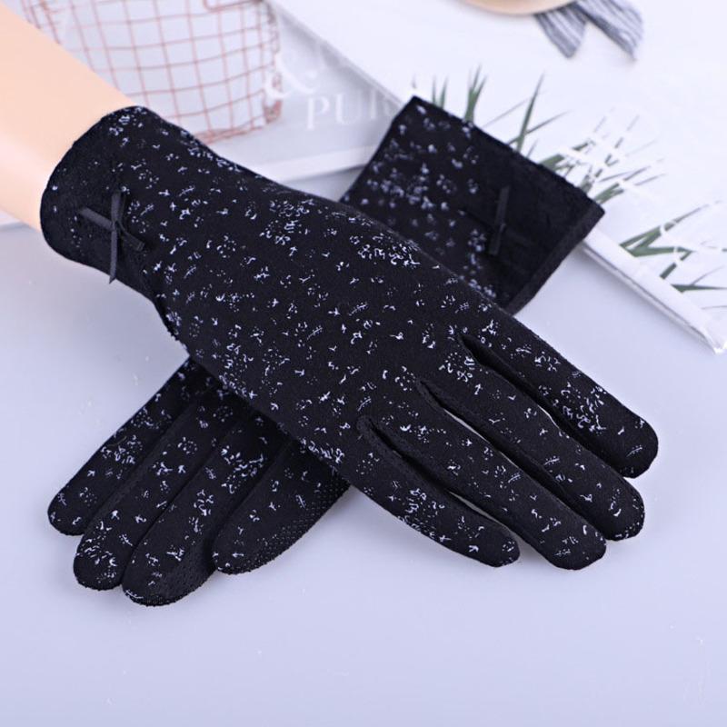 Five Fingers Gloves Women Lace Sunscreen Summer Spring Lady Stretch Touch Screen Anti Uv Slip Resistant Driving Glove Breathable
Five Fingers Gloves Women Lace Sunscreen Summer Spring Lady Stretch Touch Screen Anti Uv Slip Resistant Driving Glove Breathable