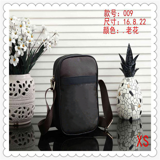 ZZ Brand Men Handbags Printing Letter Bag Luxurys Designers Shoulder Bag Pu Leather Cross Body Ladies Tote Messenger Bags 5 Styles
ZZ Brand Men Handbags Printing Letter Bag Luxurys Designers Shoulder Bag Pu Leather Cross Body Ladies Tote Messenger Bags 5 Styles